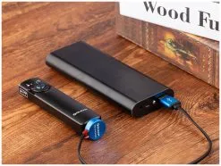 Olight Arkfeld Cool White -Chaise De Camping olight arkfeld cool white 4